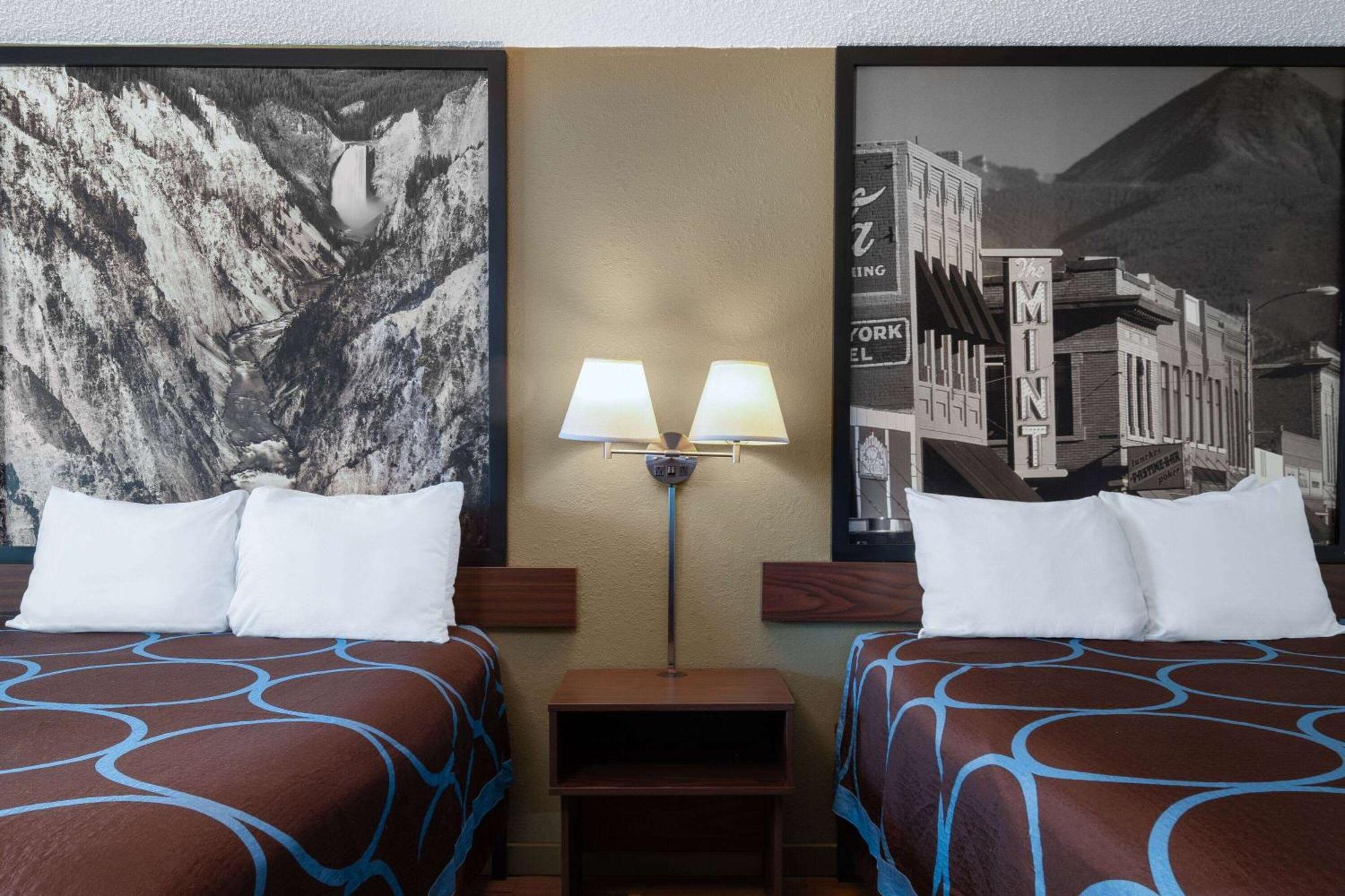 Super 8 By Wyndham Livingston Yellowstone Exterior foto